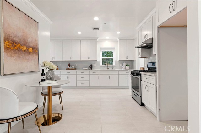 Image 8 of 39 For 354 Pasqual Avenue