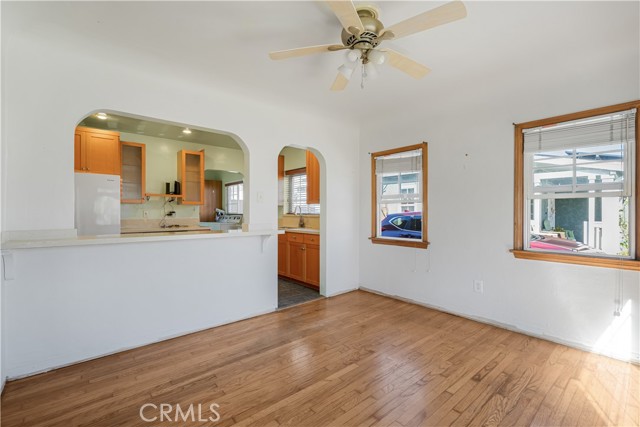 Detail Gallery Image 8 of 24 For 2307 Daisy Ave, Long Beach,  CA 90806 - 2 Beds | 1 Baths