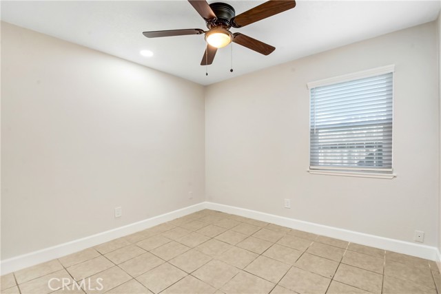 Detail Gallery Image 14 of 20 For 3015 Spruce St, Rialto,  CA 92376 - 4 Beds | 2 Baths