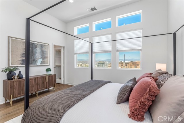 Detail Gallery Image 35 of 75 For 27554 Sparrow Ct, Valencia,  CA 91381 - 3 Beds | 2/1 Baths