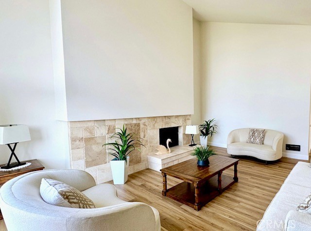 Detail Gallery Image 2 of 6 For 2322 Palos Verdes Drive #202,  Palos Verdes Estates,  CA 90274 - 2 Beds | 2 Baths