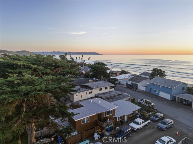 Detail Gallery Image 2 of 58 For 2873 & 2871 Studio Dr, Cayucos,  CA 93430 - 6 Beds | 3 Baths