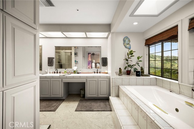 Detail Gallery Image 32 of 73 For 8634 Escondido Canyon, Agua Dulce,  CA 91390 - 3 Beds | 3 Baths