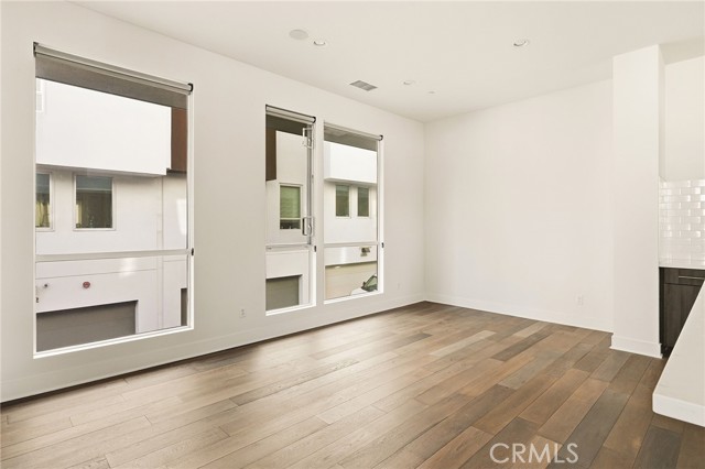 Detail Gallery Image 12 of 25 For 2201 Tom Mix, Silver Lake Los Angeles,  CA 90026 - 2 Beds | 2/1 Baths