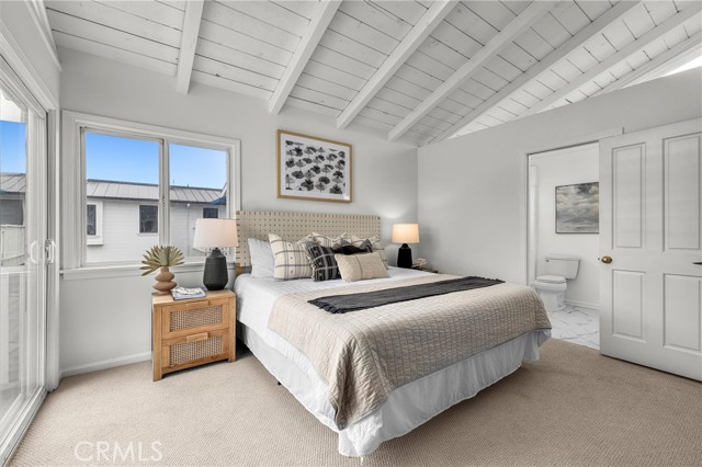 628 29th Street, Manhattan Beach CA: https://media.crmls.org/medias/2e2d21a8-5edb-42fd-862b-ce64c8c39dfb.jpg