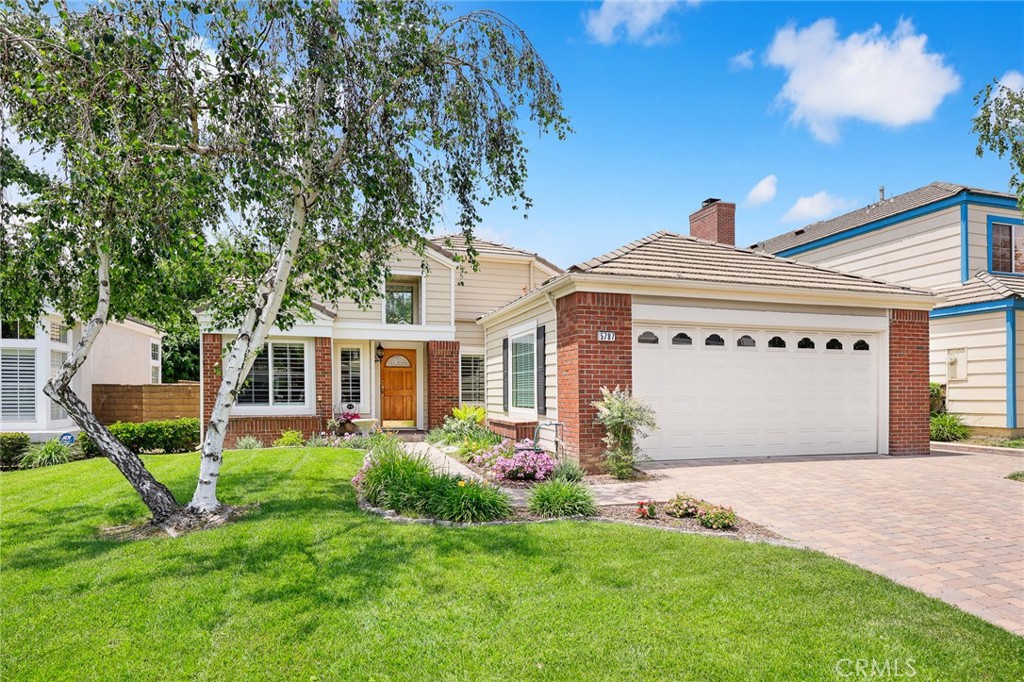 5787 Blackbird Lane