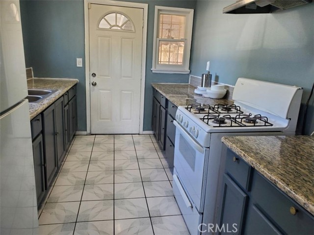 Detail Gallery Image 7 of 12 For 882 Tamar, La Puente,  CA 91746 - 3 Beds | 1/1 Baths