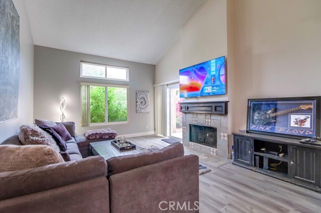 612 Indian Wells Lane photo 4