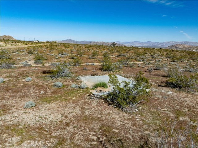 Detail Gallery Image 7 of 24 For 55138 Lilac, Landers,  CA 92285 - – Beds | – Baths