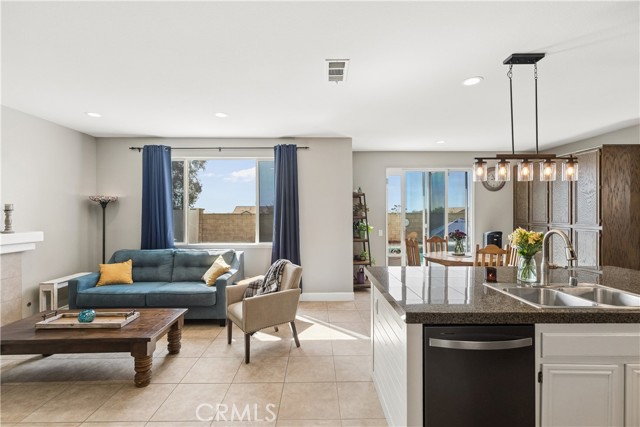 Detail Gallery Image 8 of 36 For 31171 Old Trail Cir, Murrieta,  CA 92563 - 4 Beds | 3 Baths