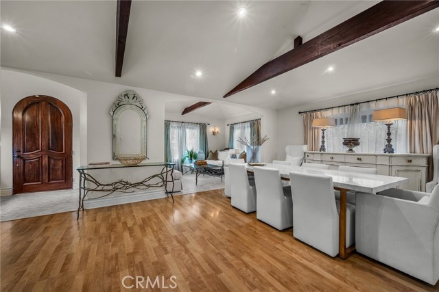 Detail Gallery Image 7 of 34 For 22015 Independencia St, Woodland Hills,  CA 91364 - 3 Beds | 2 Baths