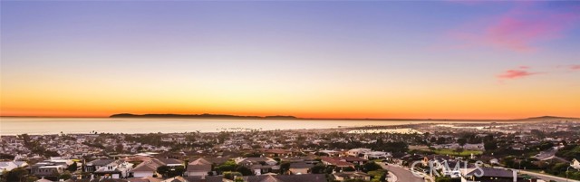 Detail Gallery Image 2 of 43 For 3501 Sausalito, Corona Del Mar,  CA 92625 - 3 Beds | 2 Baths