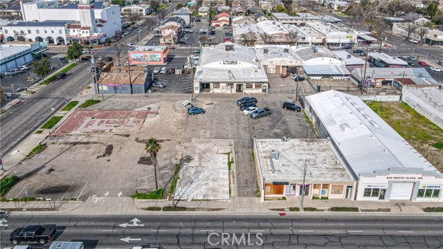 1616 Martin Luther King Jr Way, Merced, California 95340, ,Commercial Lease,For Rent,1616 Martin Luther King Jr Way,CRMC24045105