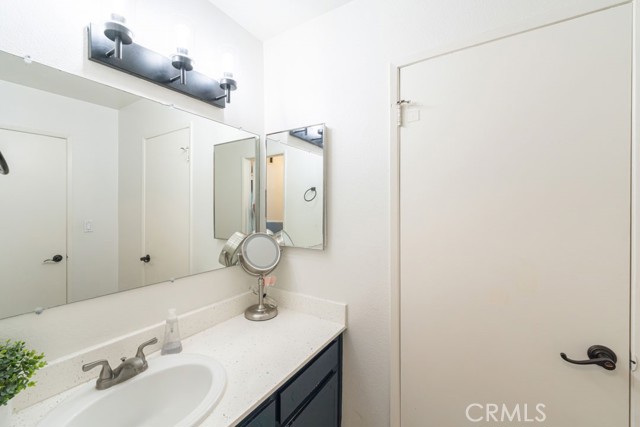 Detail Gallery Image 12 of 24 For 1153 S Dover Cir C56m,  Anaheim,  CA 92805 - 2 Beds | 1/1 Baths