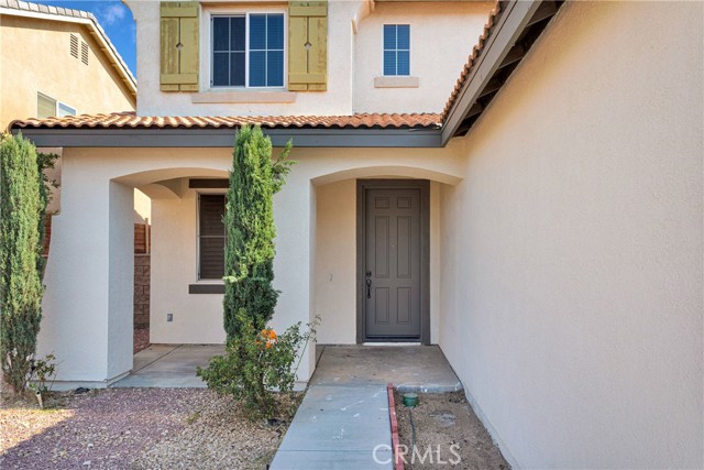 Detail Gallery Image 6 of 51 For 12626 Luna Rd, Victorville,  CA 92392 - 5 Beds | 3/1 Baths