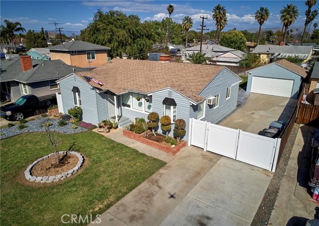 6834 Barcelona Way, Riverside, CA 92504