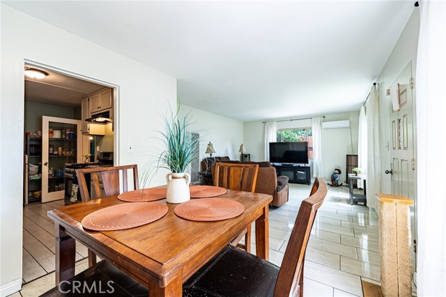 Detail Gallery Image 5 of 32 For 2820 N E St, San Bernardino,  CA 92405 - 4 Beds | 2 Baths