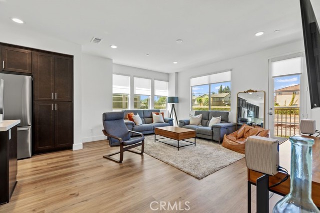 Detail Gallery Image 8 of 51 For 119 E Knox Dr, La Habra,  CA 90631 - 3 Beds | 2/1 Baths