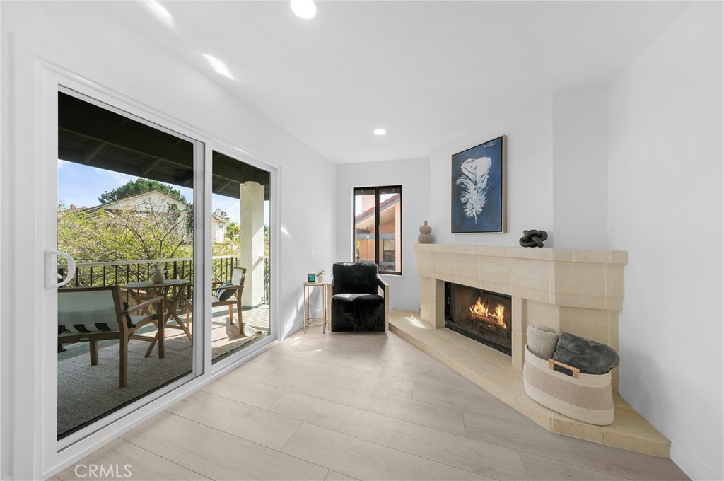 890 San Nicholas Drive