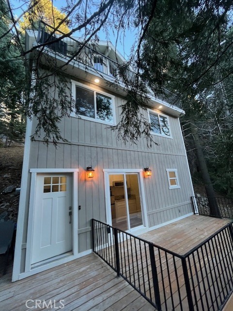 Detail Gallery Image 3 of 18 For 601 Sunderland Ct, Lake Arrowhead,  CA 92352 - 3 Beds | 2 Baths