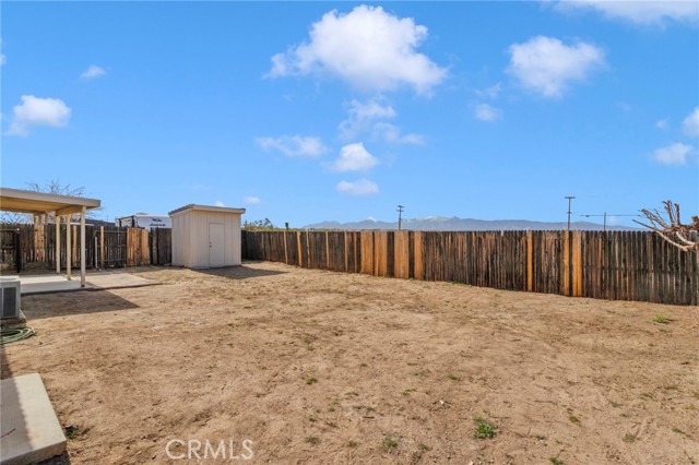Detail Gallery Image 53 of 65 For 12268 Shadow, Victorville,  CA 92392 - 4 Beds | 3 Baths