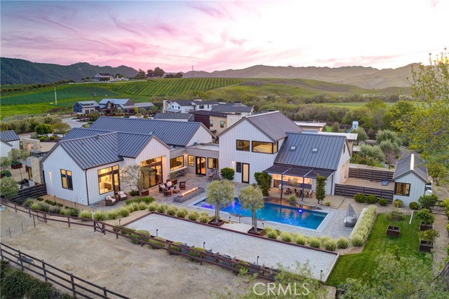 Detail Gallery Image 6 of 75 For 280 Jespersen Ln, San Luis Obispo,  CA 93401 - 5 Beds | 7/1 Baths