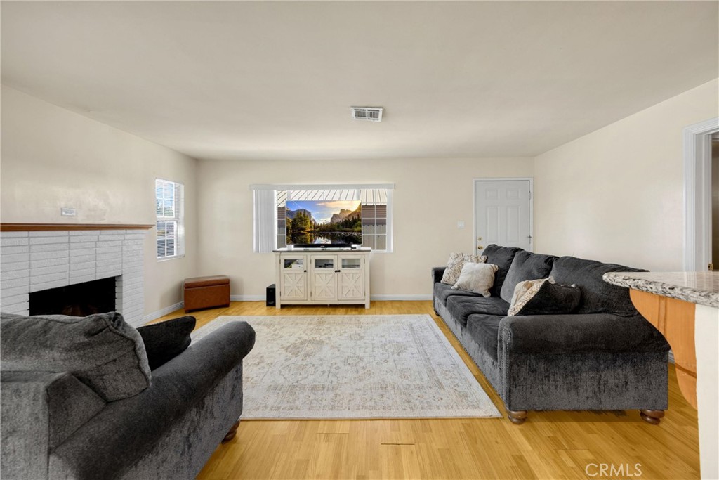 MLS #PW25155868 image #4