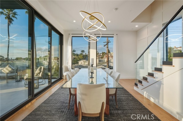 Detail Gallery Image 13 of 41 For 626 Longfellow, Hermosa Beach,  CA 90254 - 4 Beds | 5 Baths