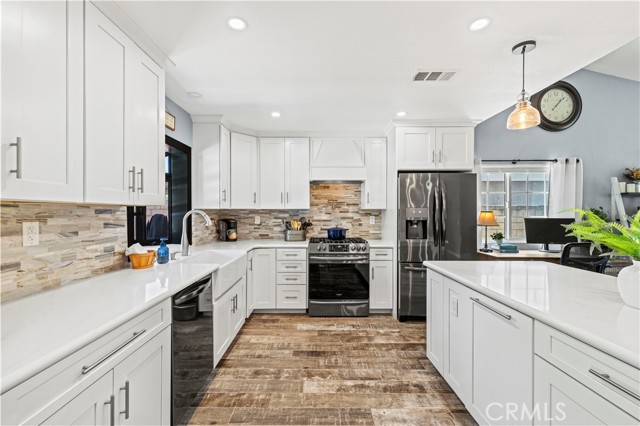 Image 8 of 33 For 22929 Beech Creek Circle