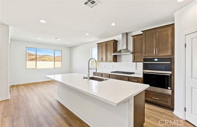 Detail Gallery Image 9 of 37 For 4236 Ladrillo St, Lake Elsinore,  CA 92530 - 3 Beds | 2/1 Baths