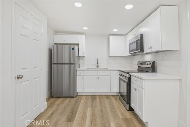 Detail Gallery Image 6 of 9 For 1827 S White, Pomona,  CA 91766 - 1 Beds | 1 Baths