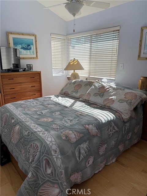 305 21st Street, Huntington Beach CA: https://media.crmls.org/medias/2e3889e7-d565-4ab7-9cc8-d1f2d9d7e263.jpg