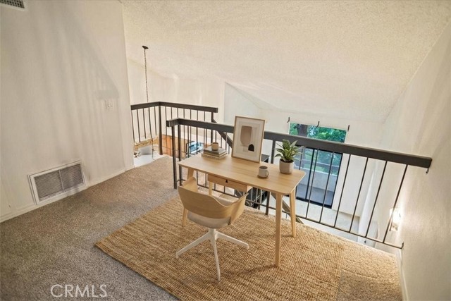 Detail Gallery Image 7 of 30 For 18126 Sundowner Way #1146,  Canyon Country,  CA 91387 - 2 Beds | 2 Baths