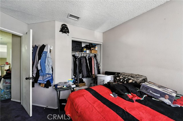 11394 Aqua Court, Fontana CA: https://media.crmls.org/medias/2e39547f-e125-4e01-b6f1-87ca046a6105.jpg