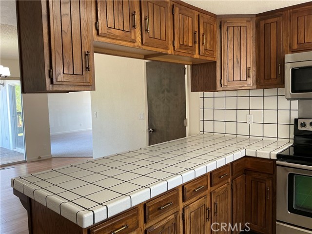 Detail Gallery Image 3 of 30 For 5303 Sierra Dr, Kelseyville,  CA 95451 - 3 Beds | 2 Baths