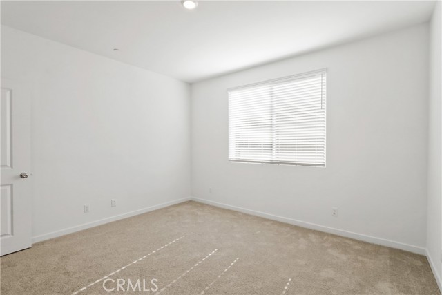 Detail Gallery Image 17 of 30 For 960 N Tangent Privado #305,  Ontario,  CA 91764 - 3 Beds | 2 Baths