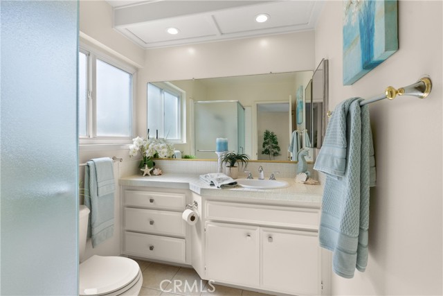 Detail Gallery Image 20 of 44 For 6811 Jardines Dr, Huntington Beach,  CA 92647 - 3 Beds | 2 Baths
