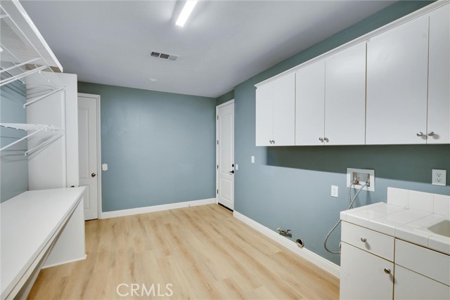29138 Harmony Way, Saugus CA: https://media.crmls.org/medias/2e3ce8e4-3bec-4064-aef9-f04e5e020c4b.jpg