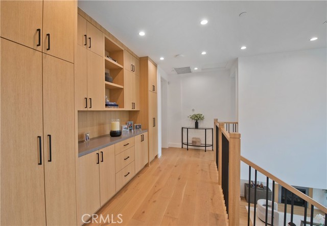 4143 Davana Road, Sherman Oaks CA: https://media.crmls.org/medias/2e3e6d91-5bcc-4c40-92c0-823d9759bdda.jpg