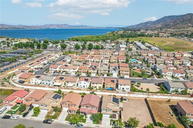 30012 Cottage Lane, Lake Elsinore CA: https://media.crmls.org/medias/2e3e7273-5df2-4a99-94c2-ed126de8b74d.jpg