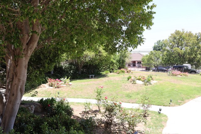 2385 Roscomare Road, Bel Air CA: https://media.crmls.org/medias/2e3e94a3-4635-4e44-b914-fde20045efef.jpg