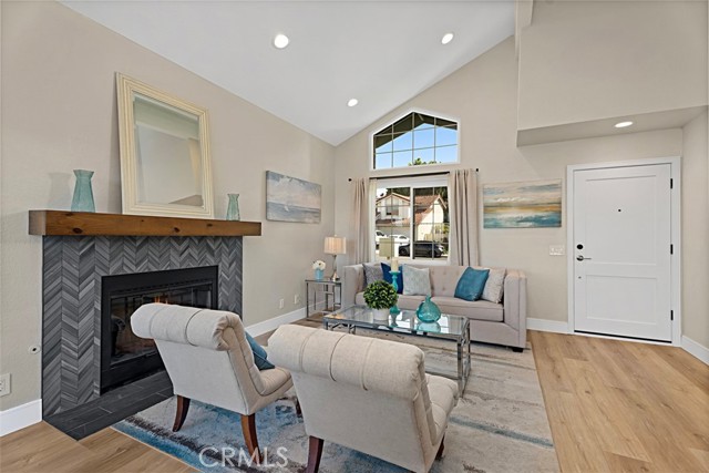 Detail Gallery Image 8 of 35 For 21555 Sterling Dr, Lake Forest,  CA 92630 - 3 Beds | 2/1 Baths