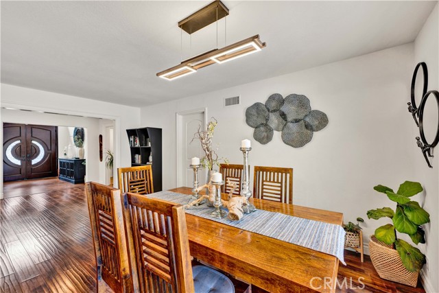 Detail Gallery Image 17 of 56 For 17830 Winterberry St, Fountain Valley,  CA 92708 - 5 Beds | 3 Baths