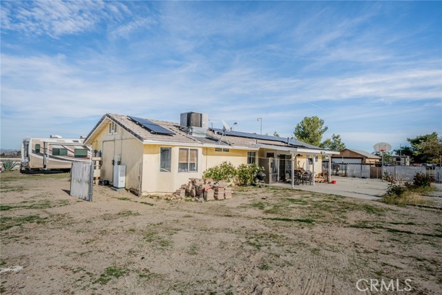 Detail Gallery Image 4 of 43 For 4637 Luna Rd, Phelan,  CA 92371 - 3 Beds | 2 Baths