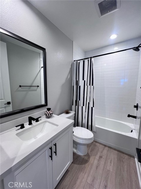 Detail Gallery Image 18 of 26 For 14311 Claro Way, Gardena,  CA 90249 - 4 Beds | 3/1 Baths