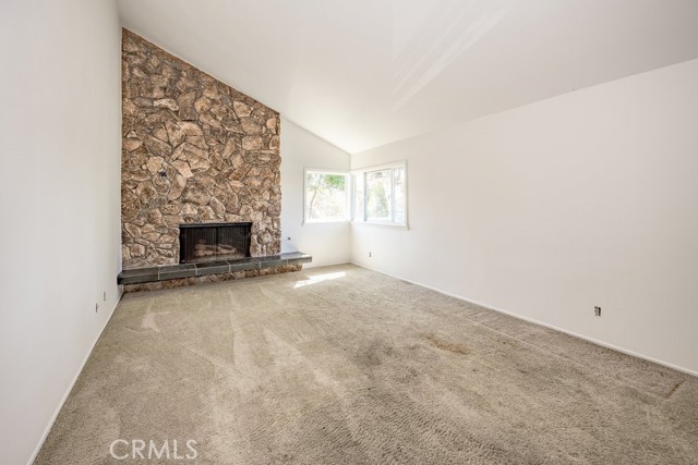 851 Misty Isle Drive, Glendale CA: https://media.crmls.org/medias/2e4241fc-999a-4256-9561-bcc6c0272ddc.jpg