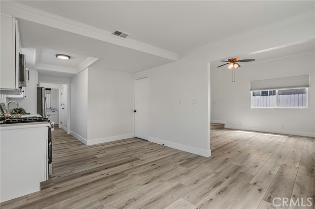 4543 W 168th Street, Lawndale CA: https://media.crmls.org/medias/2e4270ae-be86-4d9c-96b3-0aa7f81b265b.jpg