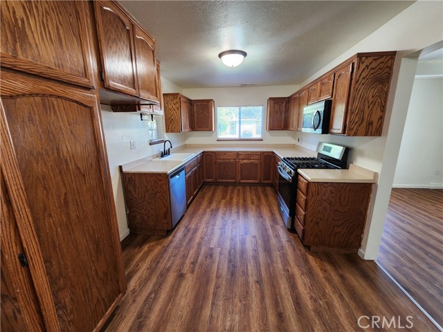 Detail Gallery Image 4 of 23 For 447 Sage St, Gridley,  CA 95948 - 4 Beds | 2 Baths