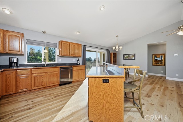 Detail Gallery Image 17 of 30 For 19093 Ravenhill Road, Hidden Valley Lake,  CA 95467 - 3 Beds | 2 Baths