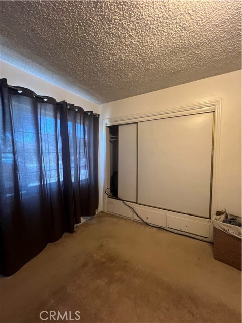 2085 Fashion Avenue, Long Beach CA: https://media.crmls.org/medias/2e444c9b-b2ad-4fd6-9a87-8aa9823e250b.jpg